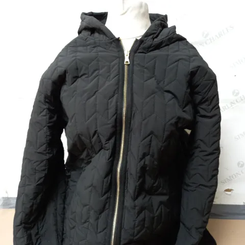 NUAGE LIGHTWEIGHT LONG CHEVRON PADDED JACKET  IN BLACK SIZE LARGE 