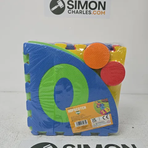 MULTICOLOUR HOPSCOTCH FOAM FLOOR TILES – INTERLOCKING KIDS MAT