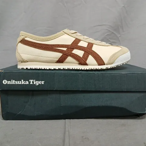 BOXED PAIR OF ONITSUKA TIGER SHOES IN BEIGE/BROWN SIZE UK 4.5