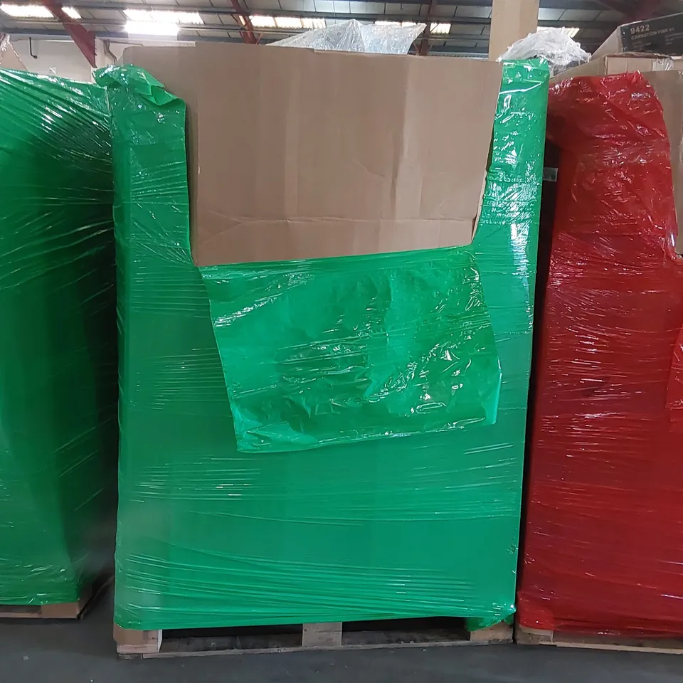 PALLET OF ASSORTED CONSUMER PRODUCTS TO INCLUDE: RUGS, LED WALL LAMP, DOOR BELL SOLAR PANEL, LAPTOP STAND, TOILET SEAT COVER ECT