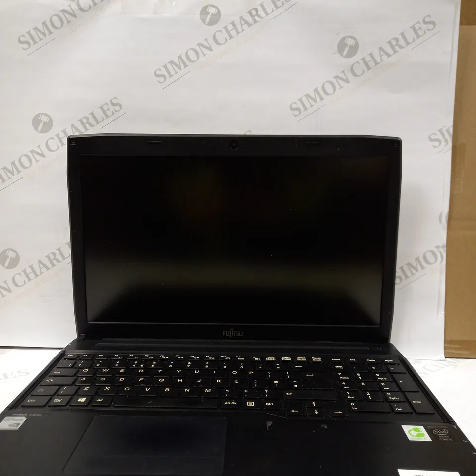 FUJITSU LIFEBOOK AH544 LAPTOP IN BLACK