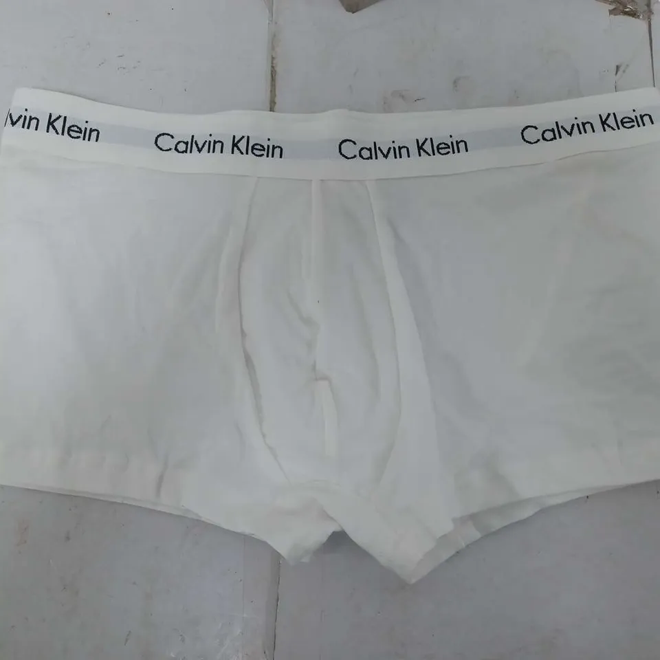 CALVIN KLEIN BOXERS IN WHITE - LARGE