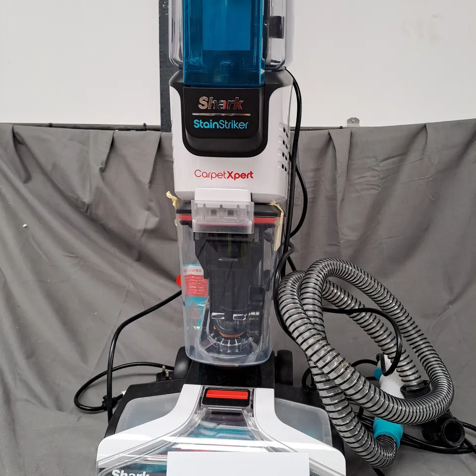 BOXED OUTLET SHARK CARPET XPERT DEEP CARPET CLEANER STRIKER EX200UK - COLLECTION ONLY