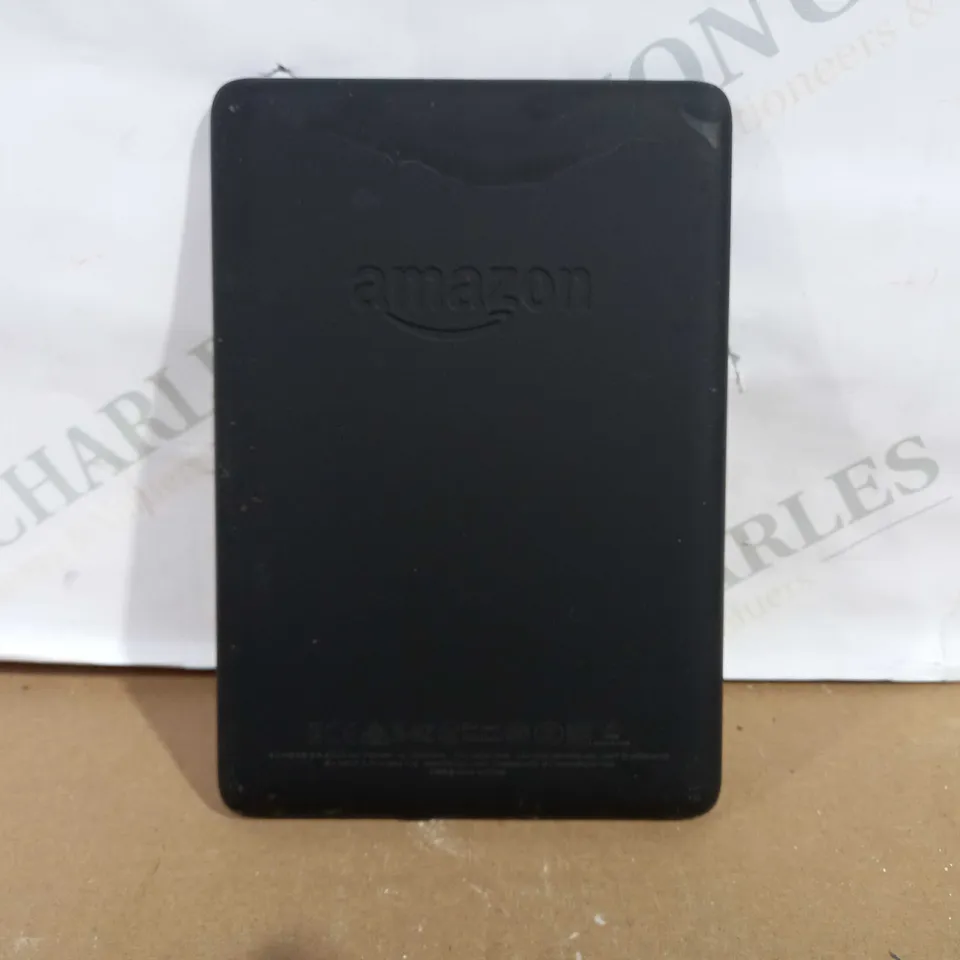 AMAZON KINDLE PAPERWHITE (10TH GENERATION) - BLACK