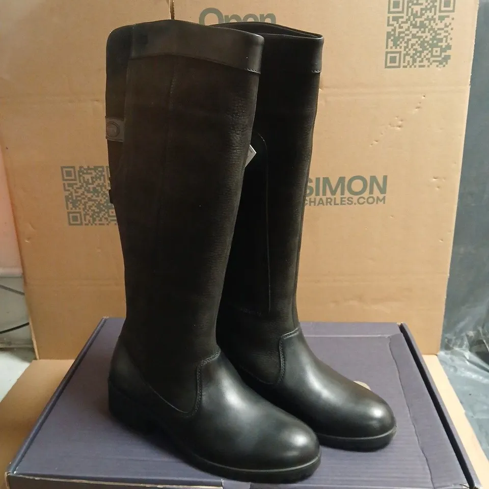 DUBARRY BLACK KNEE-HIGH LEATHER BOOTS WITH GORE-TEX – BOXED SIZE EU 42