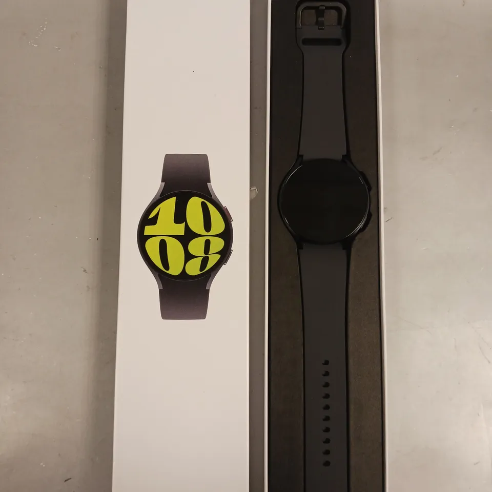 BOXED SAMSUNG GALAXY WATCH 6 SMARTWATCH 