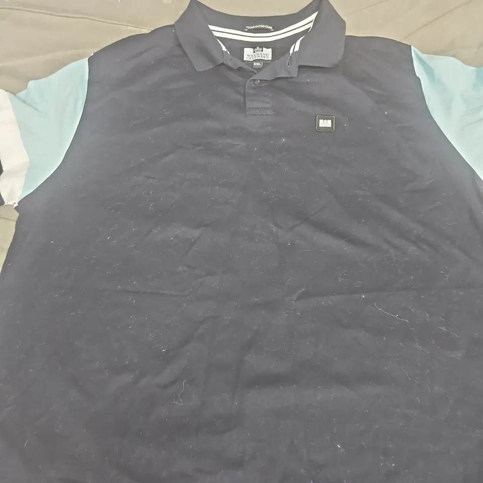 WEEKEND OFFENDER TOO MUCH TO YOUNG POLO SHIRT – NAVY WITH LIGHT-BLUE SLEEVES, XXL