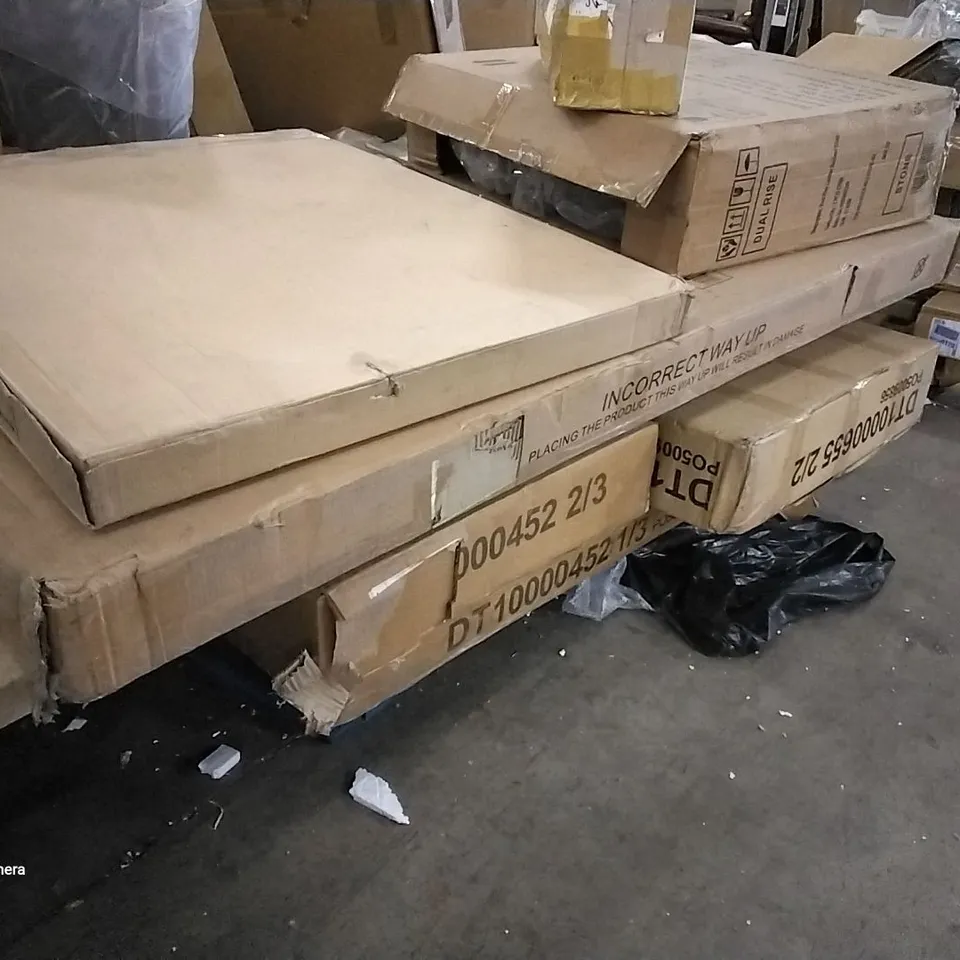 PALET OF BOXED FURNITURE INCLUDING,  RECLINER,  ROUND DINING TABLE , GARDEN UMBRELLA, OAK FRAME 