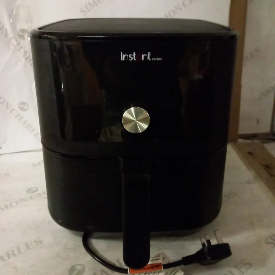 INSTANT POT VORTEX AIR FRYER