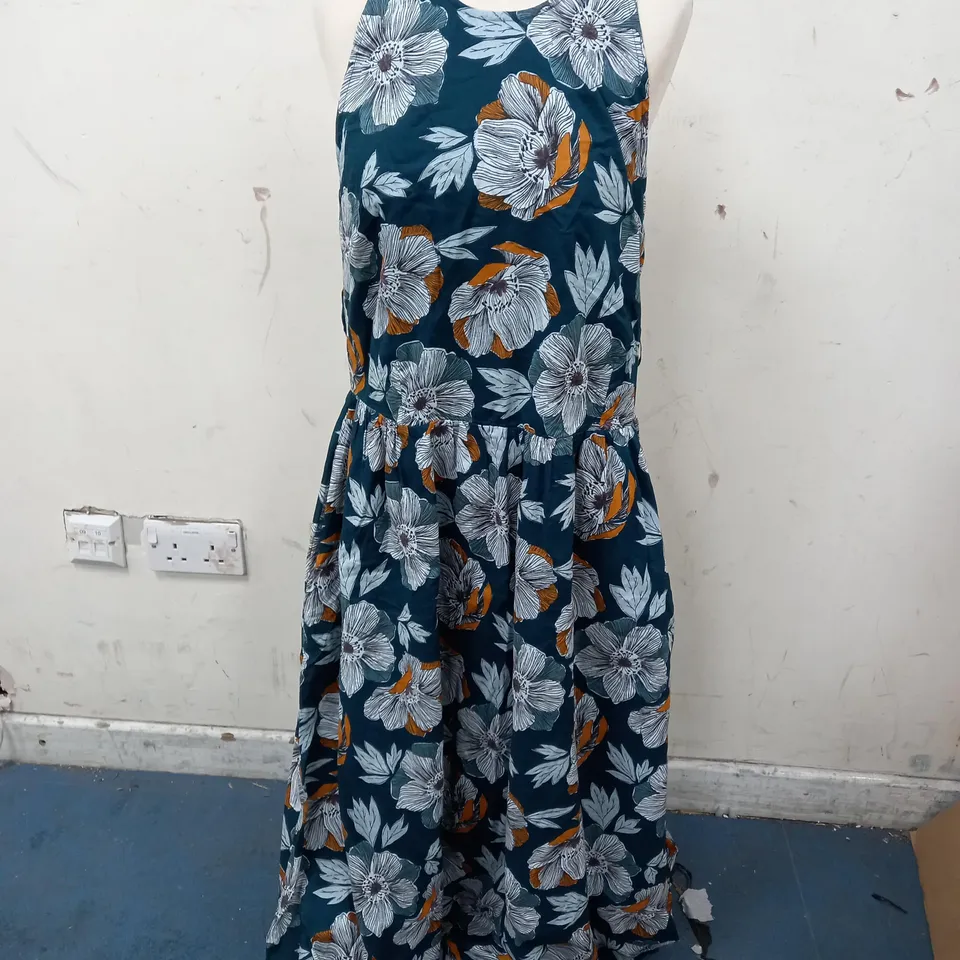 SEASALT CORNWALL SUMMER SOUL DRESS IN FLORAL DESIGN IN GREEN - UK 18