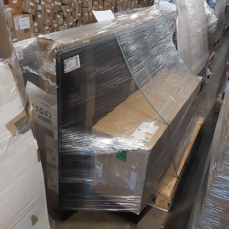 PALLET OF APPROXIMATELY 5 UNPROCESSED RAW RETURN TELEVISIONS AND MONITORS TO INCLUDE;