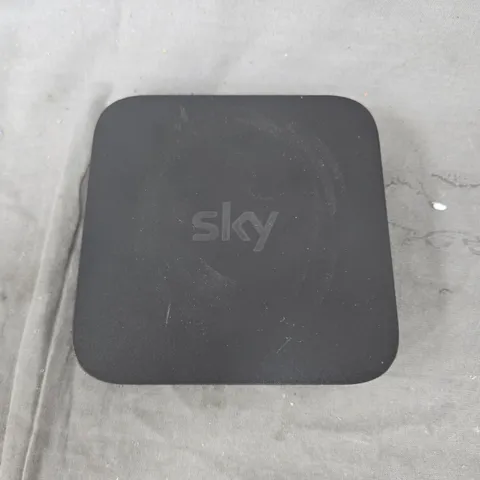 SKY STREAM PUCK IP061B-02-SKY-ANT