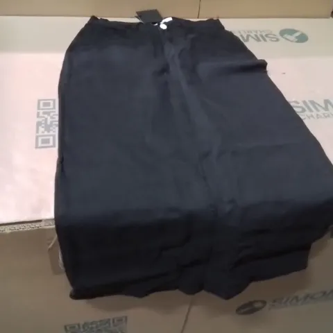 BOXED BRAND NEW APPROXIMATELY 13 JD WILLIAMS MAXI SKIRT BLACK SIZE 14