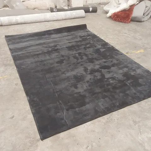 QUALITY DESIGNER AREA RUG - APPROXIMATELY 285 x 200cm