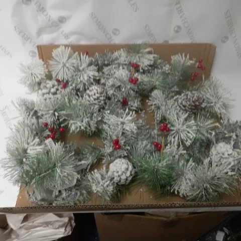 BAVARIAN PRE LIT GARLAND 180CM