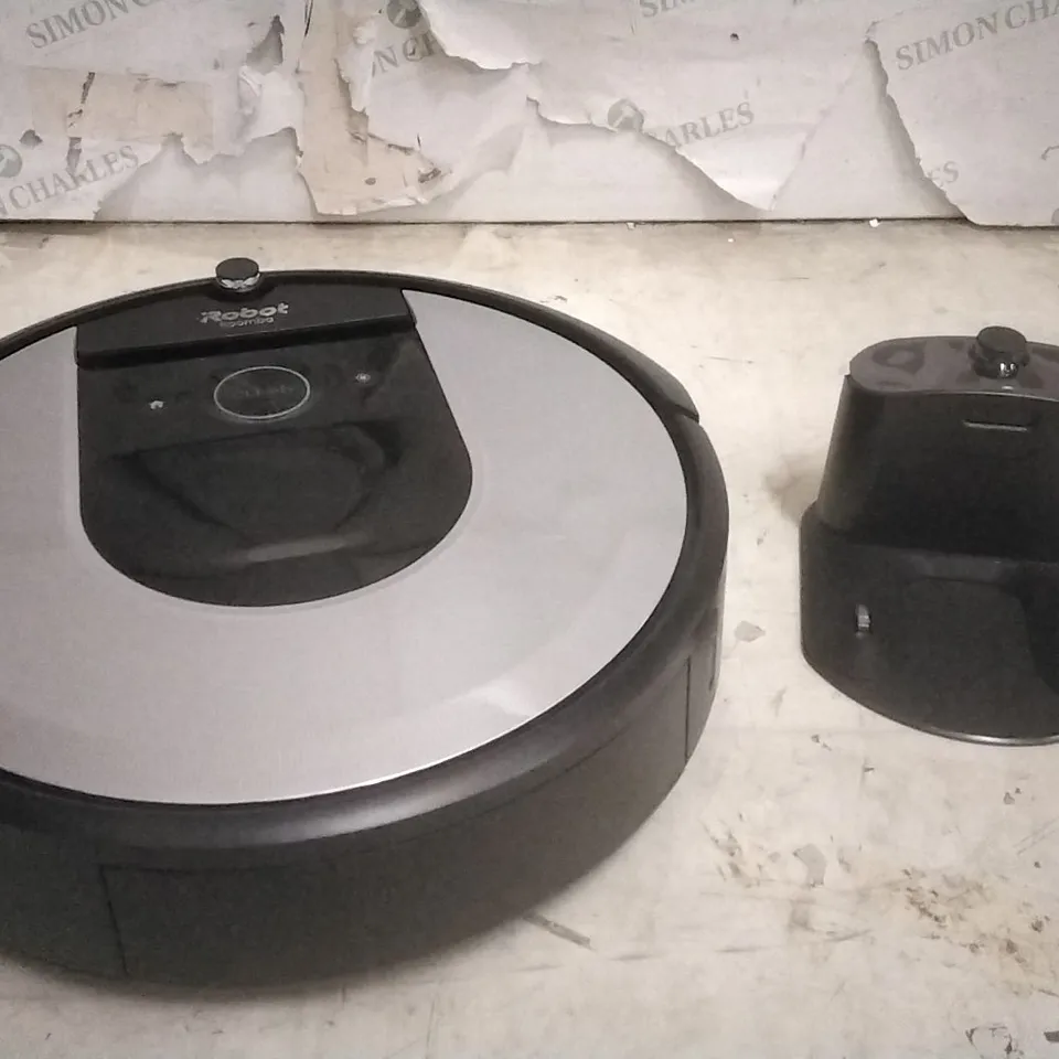 BOXED IROBOT I7 ROOMBA ROBOT VACUUM CLEANER