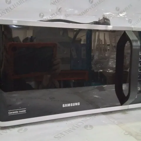 BOXED SAMSUNG MICROWAVE OVEN -DENTED-