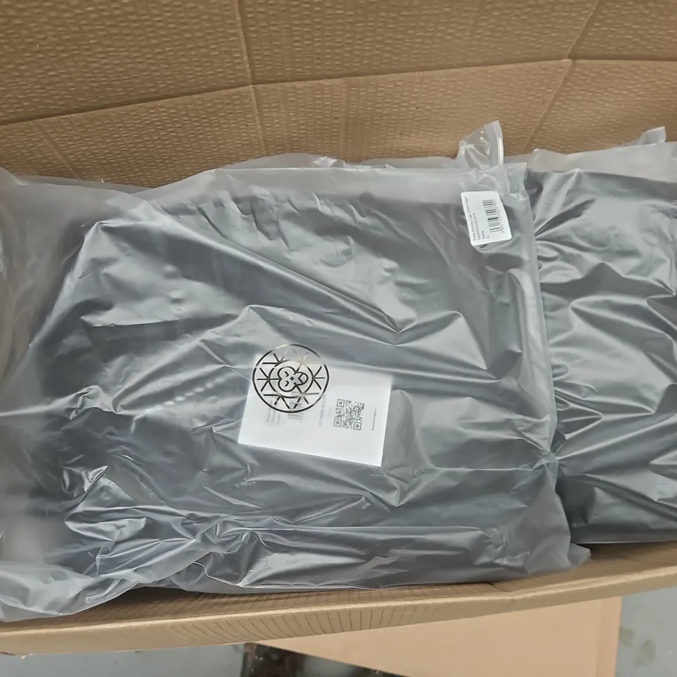 APPROXIMATELY 17 ASSORTED BAGGED UNISEX BRASS MONKEY LOGO JOGGERS IN VARIOUS SIZES IN BLACK