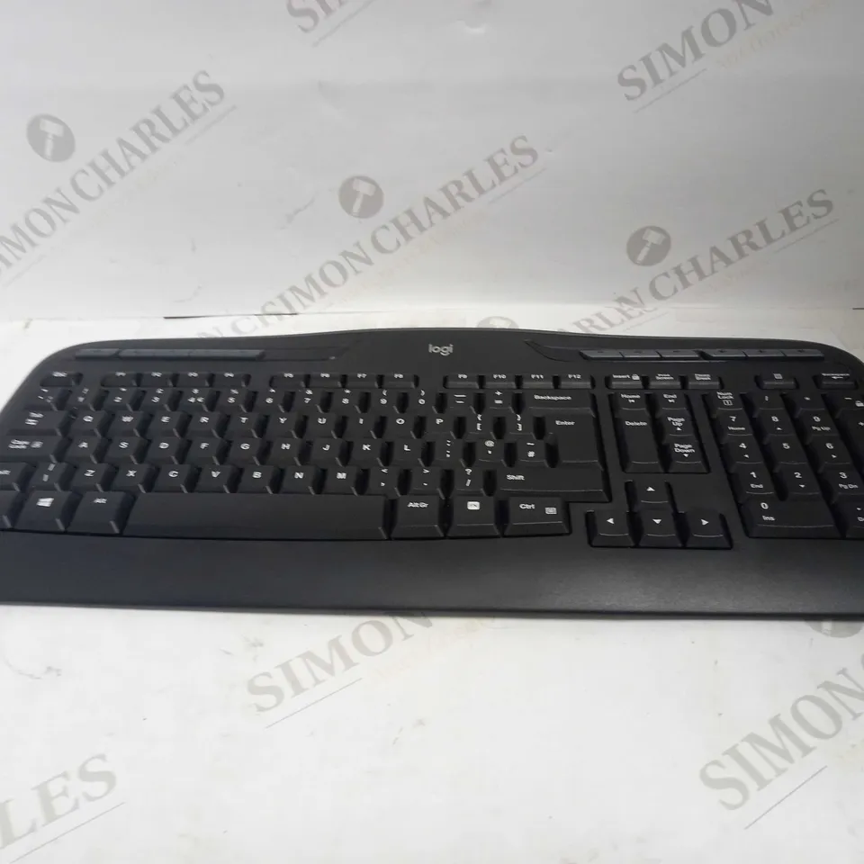 LOGITECH MK330 WIRELESS KEYBOARD
