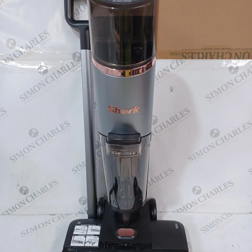 BOXED SHARK HYDROVAC HARD FLOOR WET & DRY CORDLESS CLEANER WD210UK