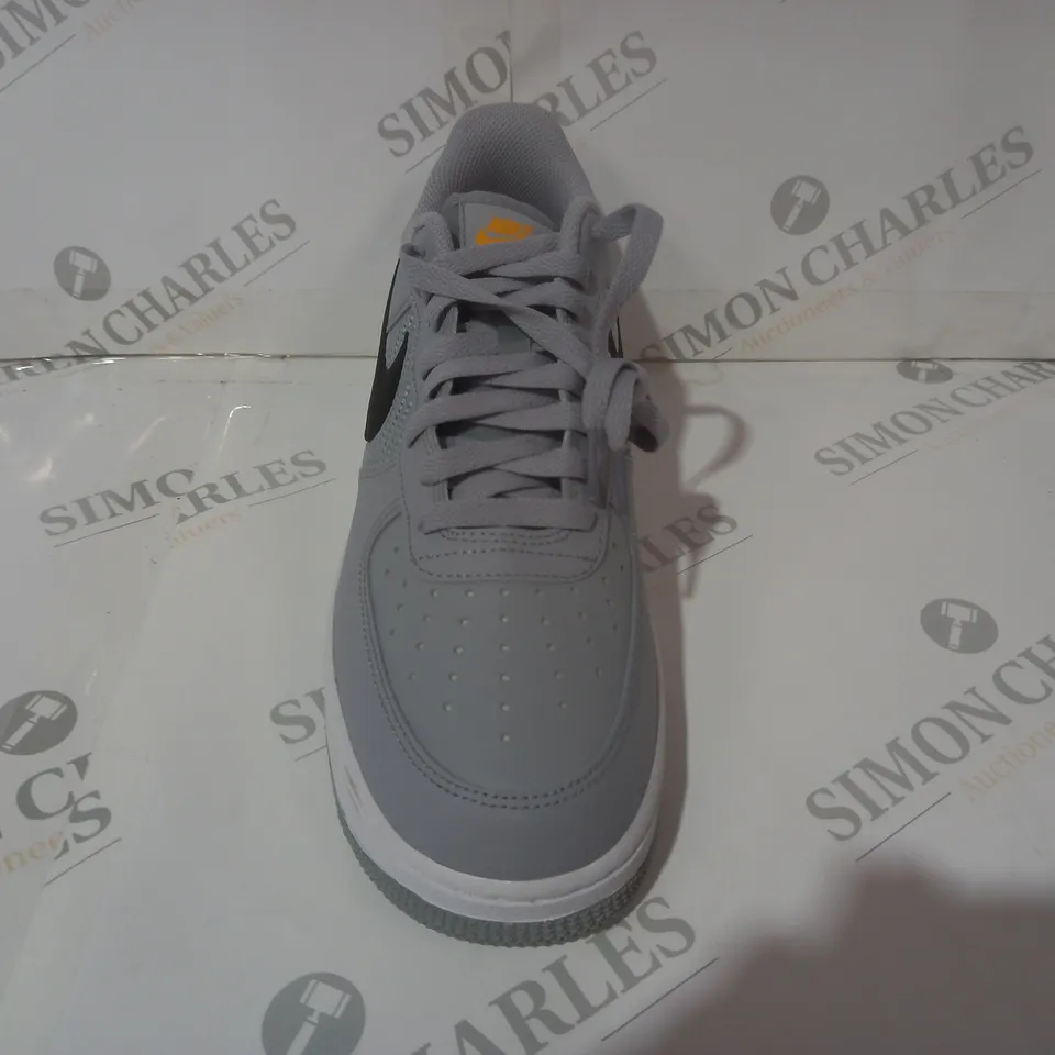 PAIR OF NIKE AIR FORCE 1 SHOE SIN GREY/BLACK/YELLOW UK SIZE 8