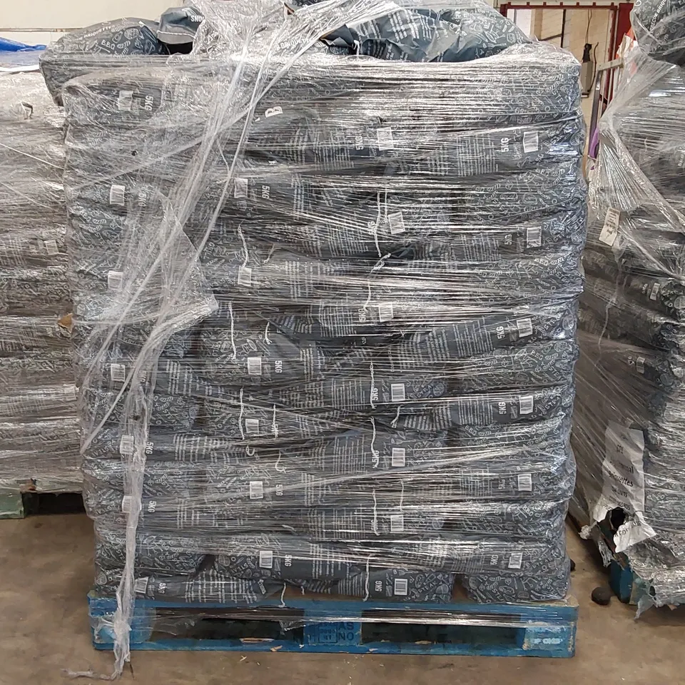 PALLET OF APPROXIMATELY 110X 5KG BAGS OF CHARCOAL BARBECUE BRIQUETTES 