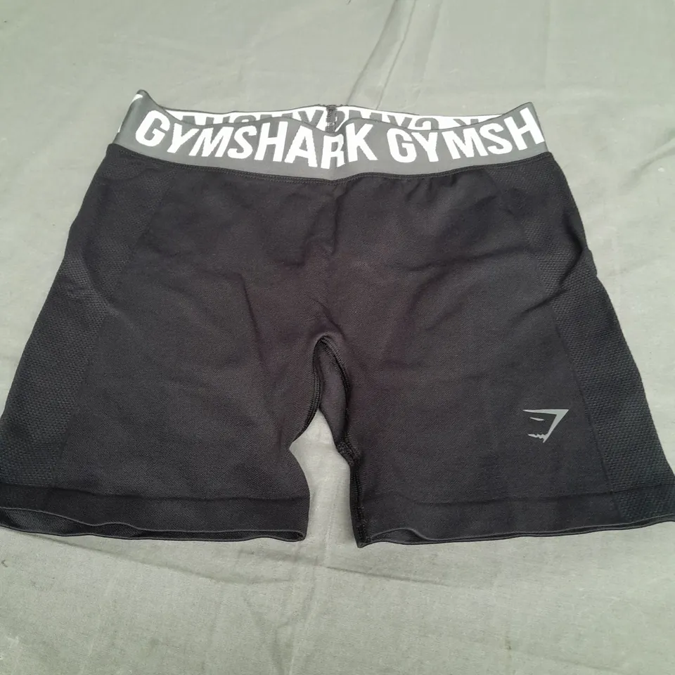 GYMSHARK BLACK SHORTS - SMALL