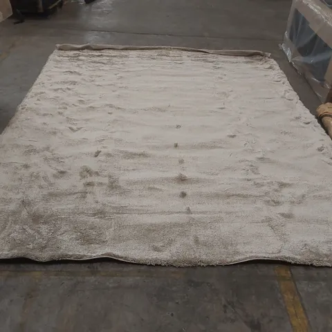 QUALITY DESIGNER AREA RUG - APPROXIMATELY 390 x 300cm