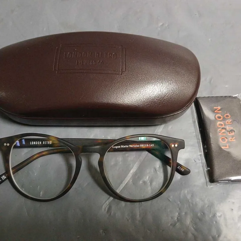 PAIR OF LONDON RETRO LOGAN MATTE TORTOISE GLASSES IN CARRY CASE