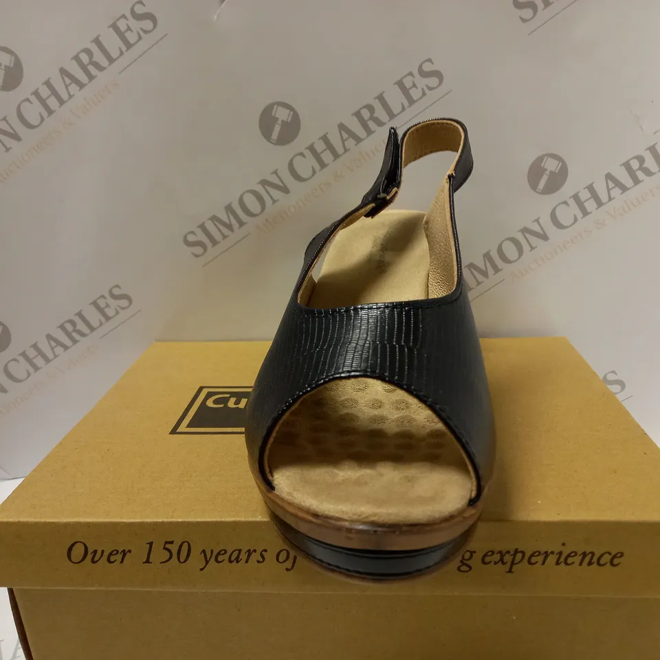 BOXED CUSHION WALK STRAPPY WEDGE HEELS, BLACK - SIZE 7