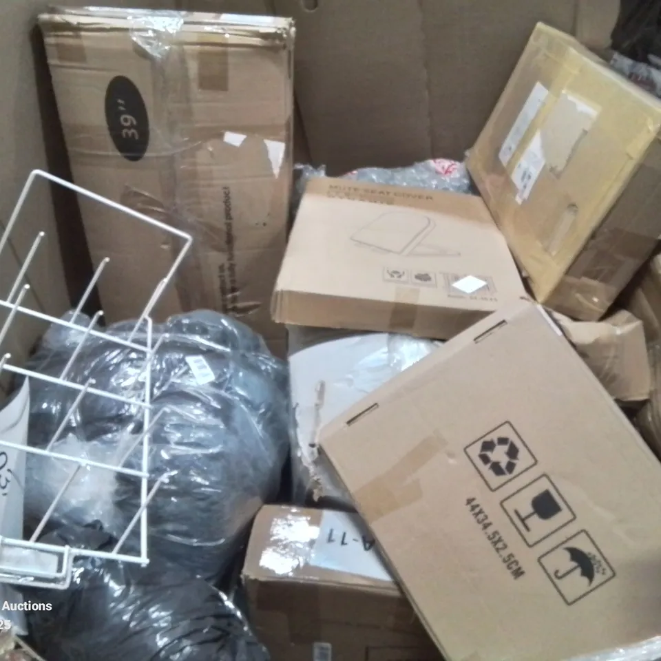 PALLET OF ASSORTED ITEMS TO INCLUDE HEATED BLANKET, GYM PLAY MAT AND NAPPY DISPOSAL SYSTEM