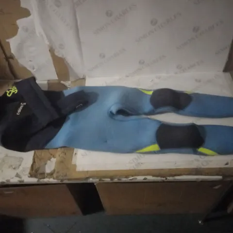 C-SKINS WETSUIT SMALL