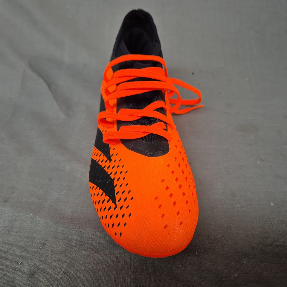 PAIR OF ADIDAS PREDATOR ACCURACY.3 FOOTBALL BOOTS IN ORANGE UK SIZE 7