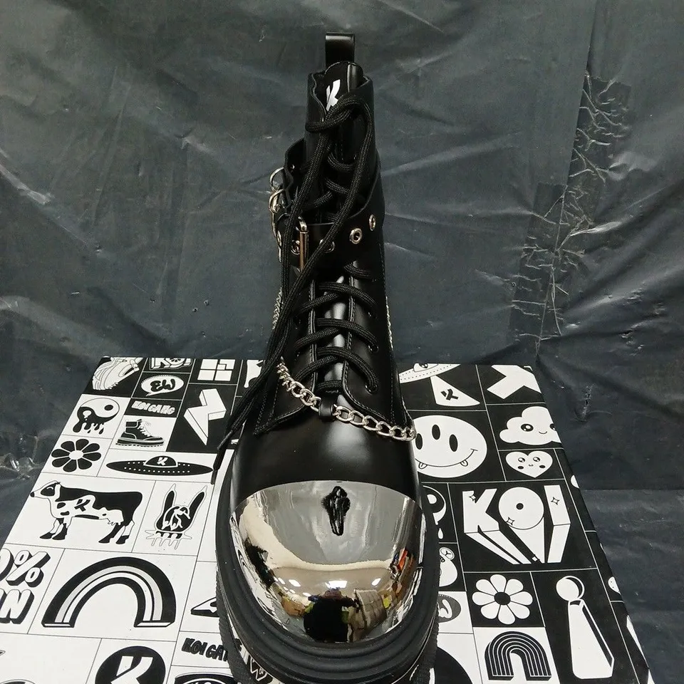 BOXED PAIR OF KOI MENS HARDWARE PLATFORM BOOTS - UK SIZE 11