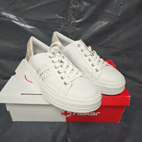 RIEKER PLATFORM PANEL DETAIL TRAINERS WHITE/GOLD SIZE 6