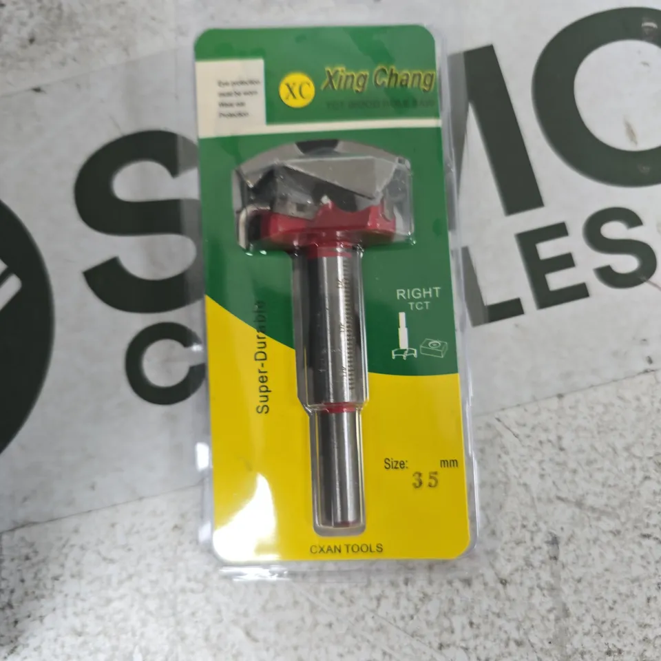 TOTE OF APPROXIMATELY 14 ASSORTED ITEMS TO INCLUDE: TCT WOOD HOLE SAW