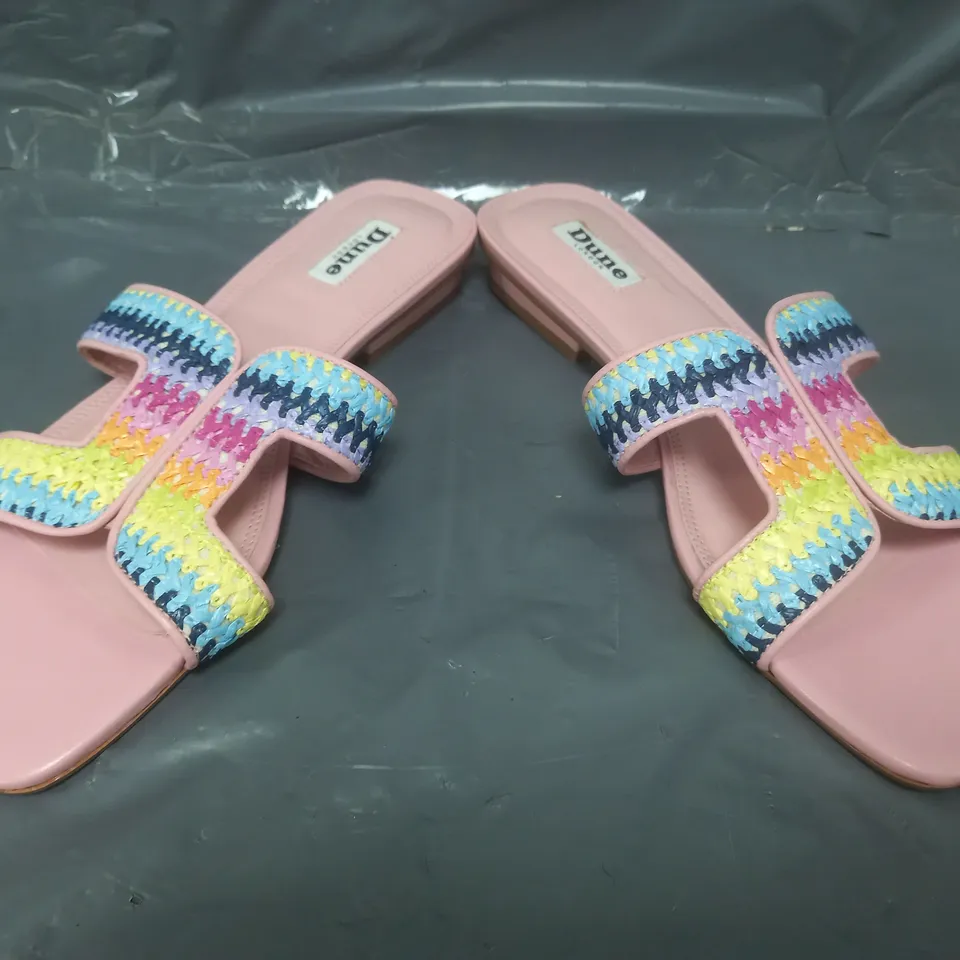 PAIR OF DUNE LONDON SLIDE SANDALS IN PINK/MULTICOLOUR SIZE 6
