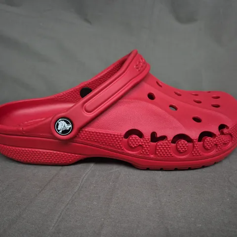 PAIR OF CROC CLASSIC CLOGS IN RED - UK SIZE 8