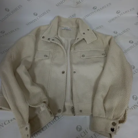 MICHELLE KEEGAN CROPPED CREAM JACKET WITH BUTTONS - SIZE 12