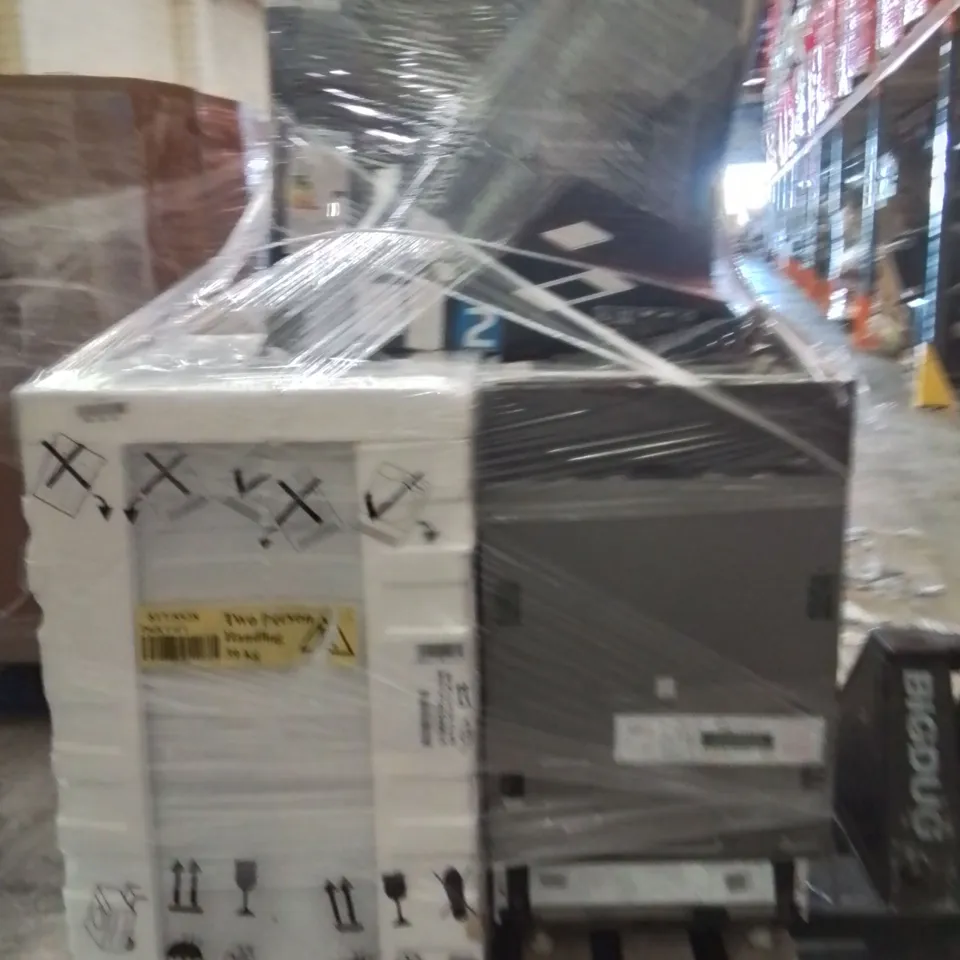 PALLET OF WHITE GOODS TO INCLUDE;BEKO ELECTRIC OVEN,HOOVER TUMBLE DRYER,LEC MEDICAL FRIDGE 