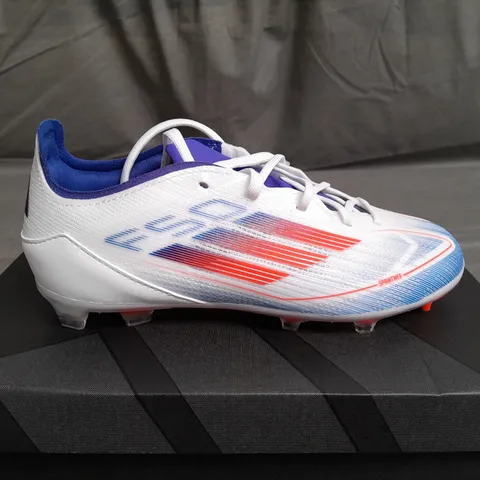 BOXED PAIR OF ADIDAS F50 PRO FG J BOOTS SIZE UK 1