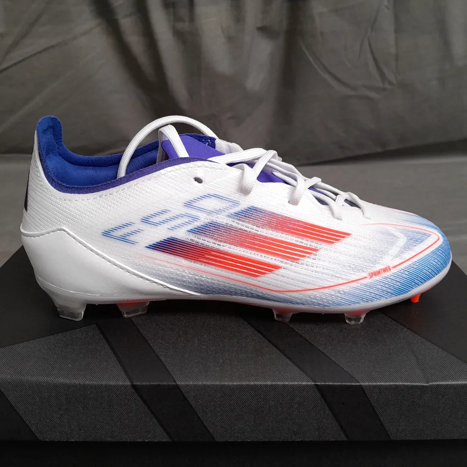 BOXED PAIR OF ADIDAS F50 PRO FG J BOOTS SIZE UK 1