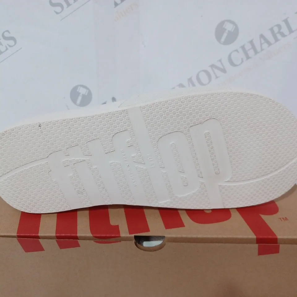 FITFLOP IQUSHION SLIDES SIZE 7