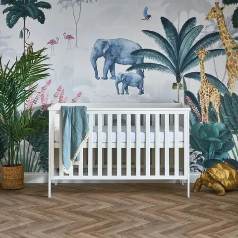 BOXED OBABY EVIE COT BED - WHITE (1 BOX)