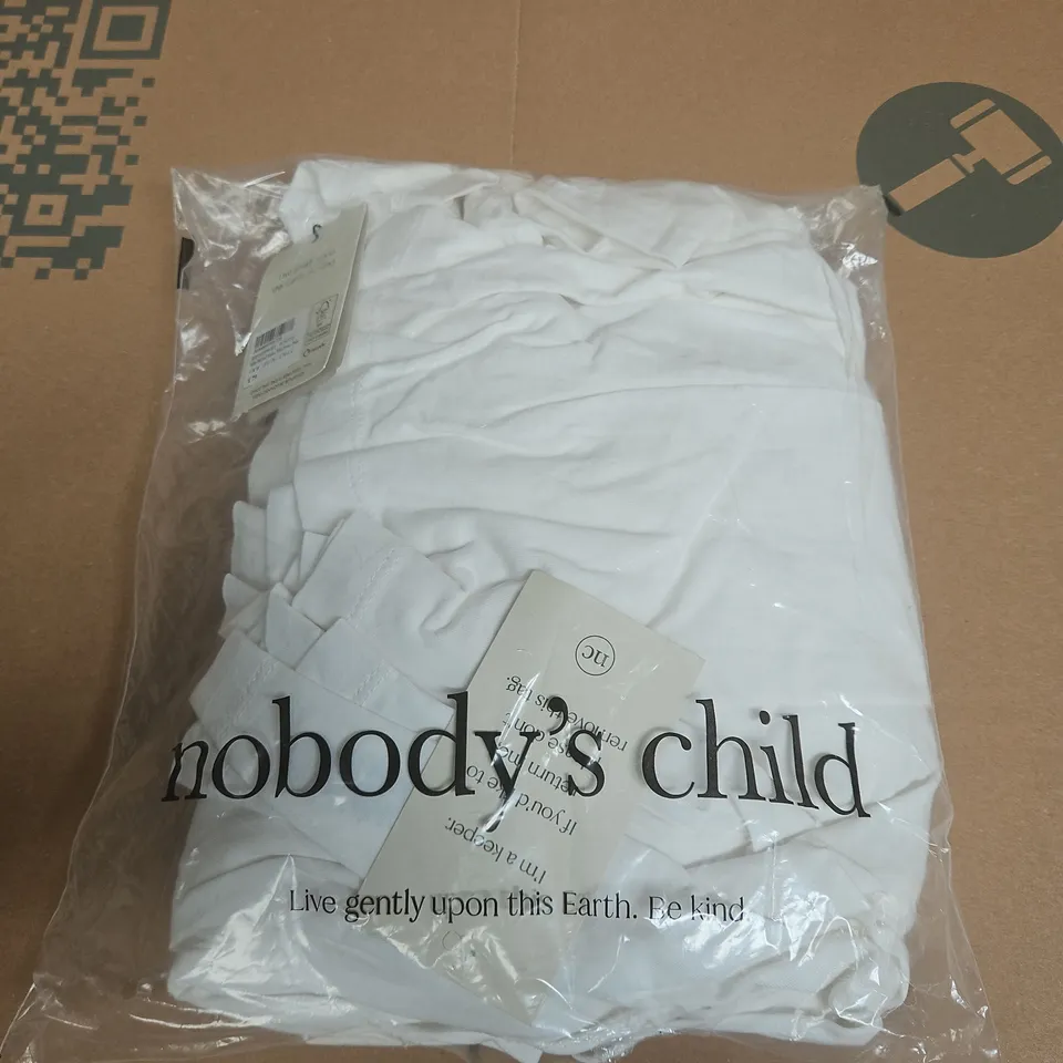 NOBODY'S CHILD BILLIE SHIRRED BODICE MIDI DRESS WHITE – UK 8 (EU 36, USA 4)