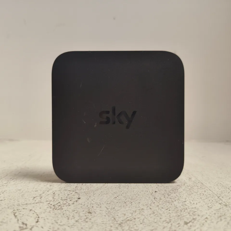 SKY GLASS IP061-EF-ANT STREAM PUCK