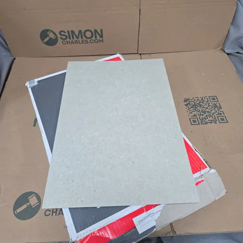 KARNDEAN DESIGN FLOORING 24 TILES 12" X 18" BOXED (DESIGN ST25)