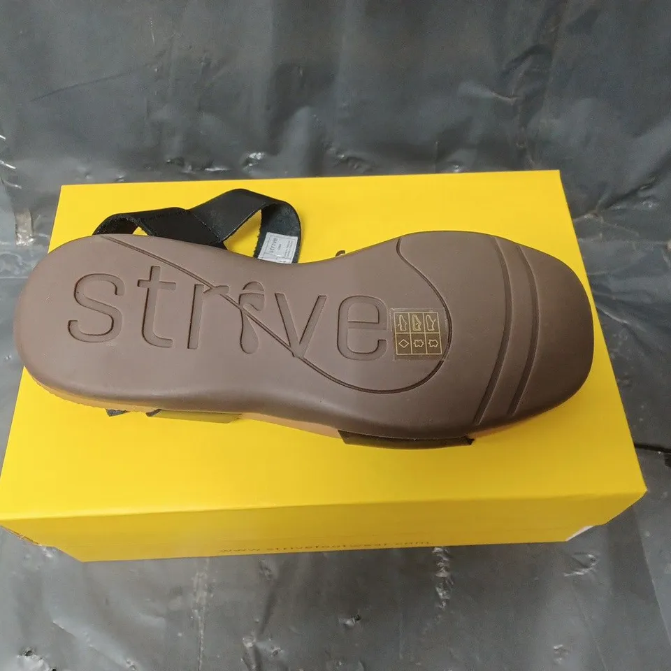 STRIVE LADIES SANDALS BLACK SIZE 6  