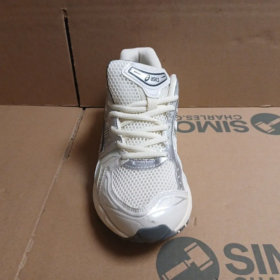 PAIR OF ASICS TRAINERS IN CREAM/SILVER/DEEP FOREST SIZE UK 8.5
