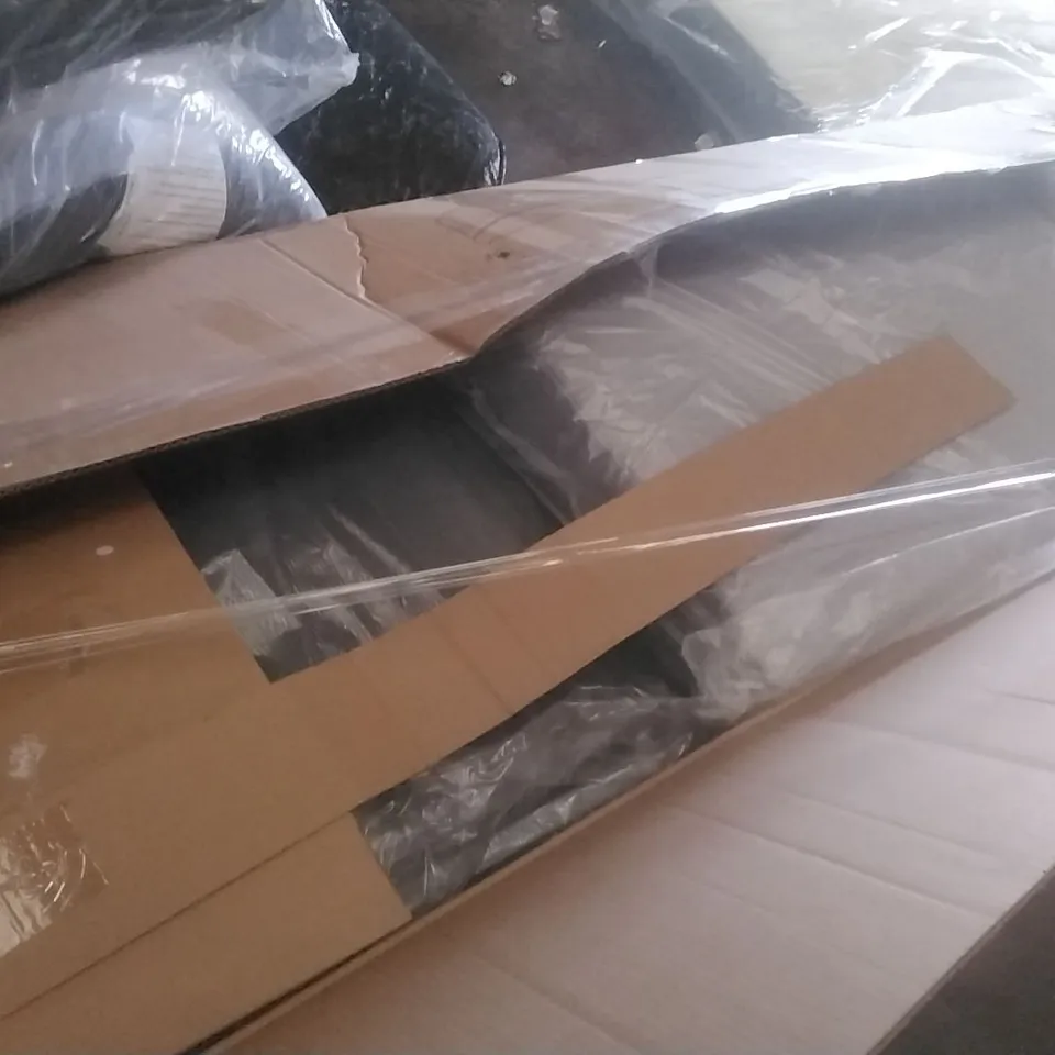 BOXED MOOREA ALUMINIUM COFFEE SET  (1 BOX)